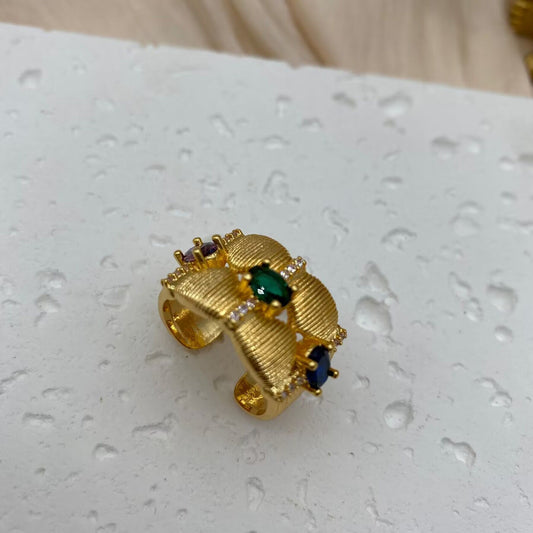 Vintage Courtly Style Ring, Italian Textured Faceted, Square Colored Diamond Open Ring