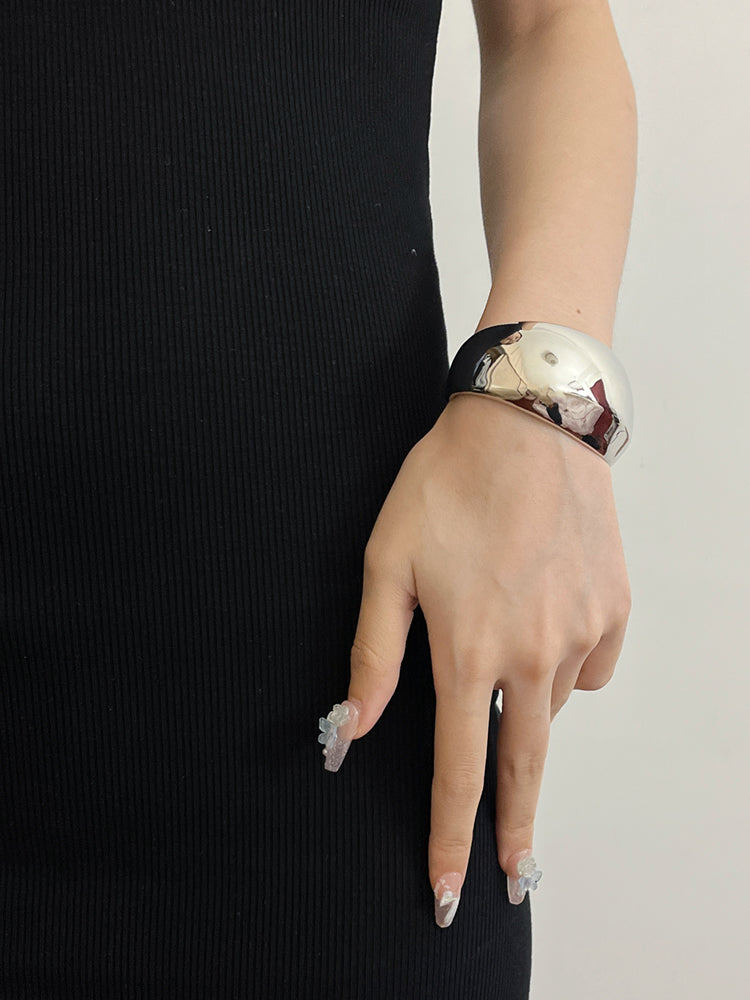 Curved Metal Open Circle Bangle, Geometric Design, Lightweight Cuff Bracelet