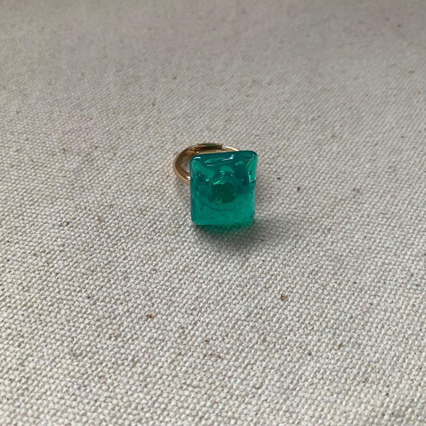 Vintage-Inspired Resin Ring, Lake Green Geometric Design, Girl's Accessory