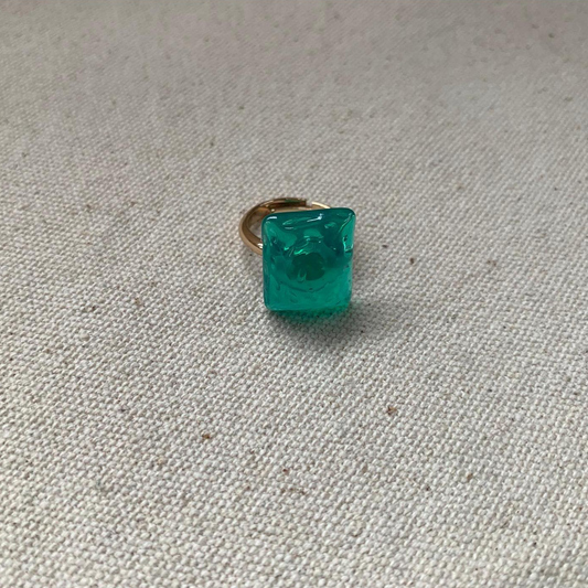 Vintage-Inspired Resin Ring, Lake Green Geometric Design, Girl's Accessory