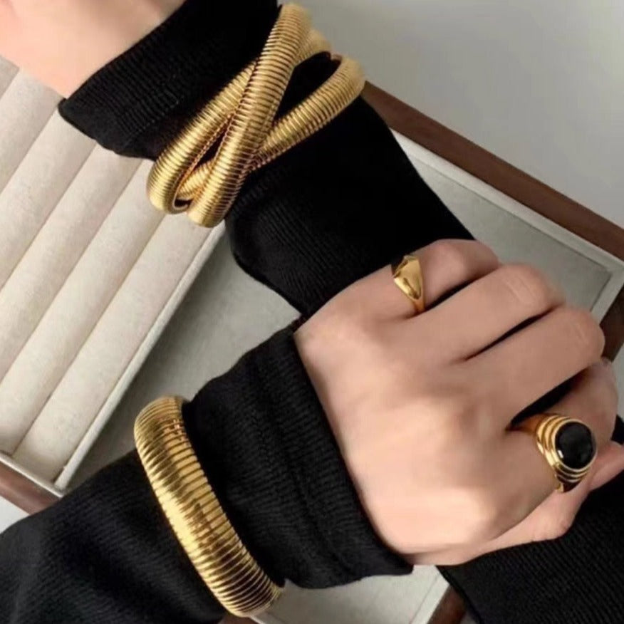 Triple Loop Elastic Bracelet, Vintage Style, Exaggerated Textured Cuff, Titanium Steel Stackable Bangle