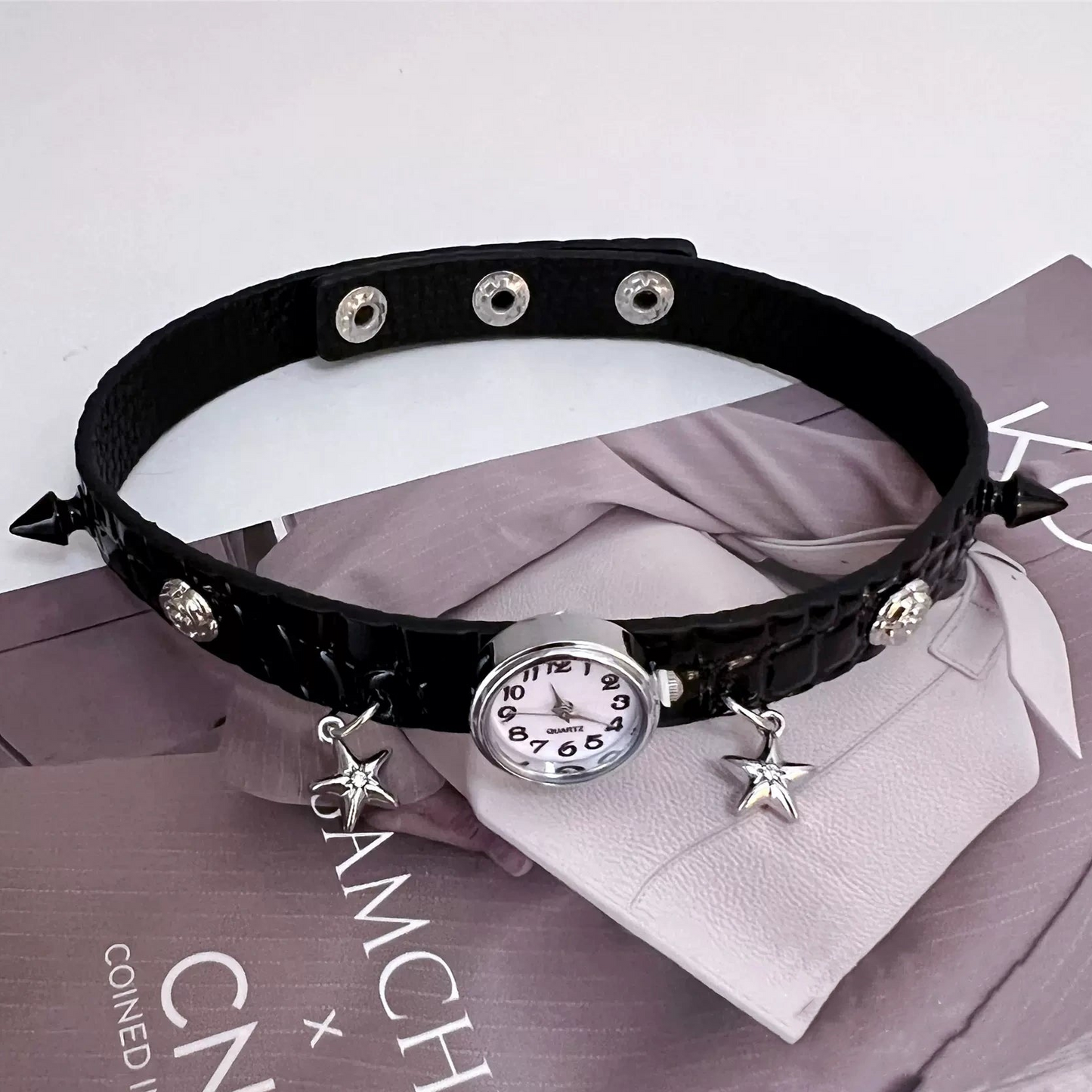Sweet and Cool Dial Leather Choker for Women, Niche Design, Vintage Personality, Chic Punk Style Collar Chain