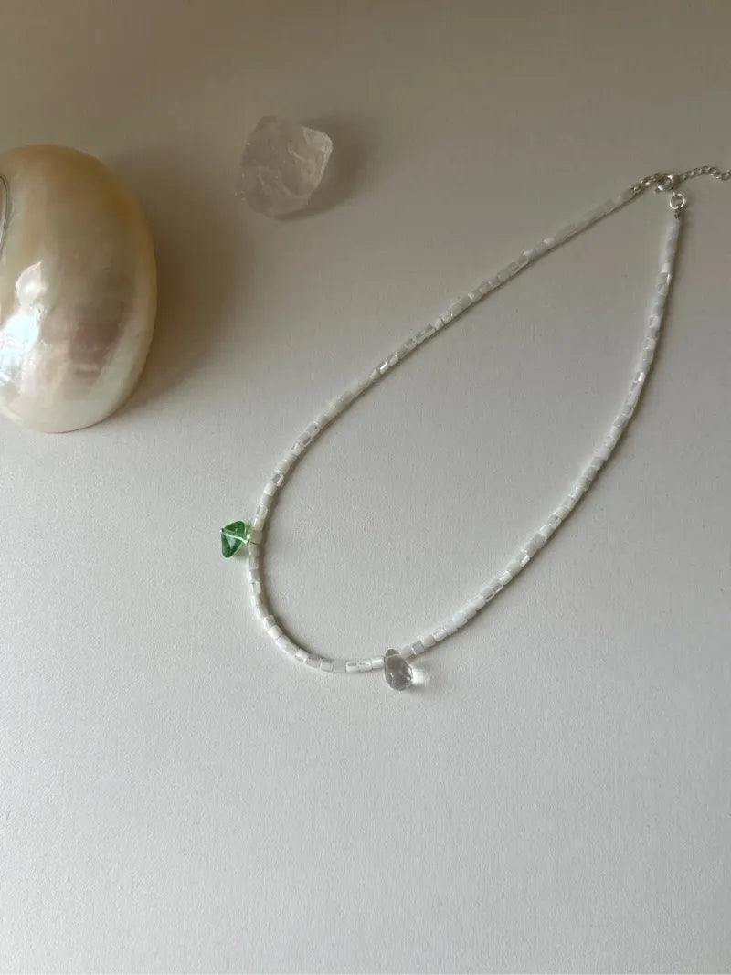 Elegant Pearl Bead Necklace with Distinctive Green Charm - Fashionable Accessory for All Occasions