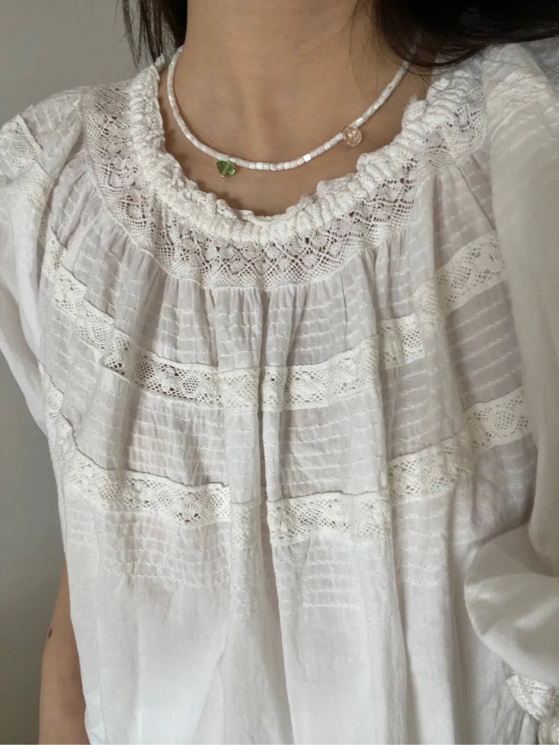 Elegant Pearl Bead Necklace with Distinctive Green Charm - Fashionable Accessory for All Occasions