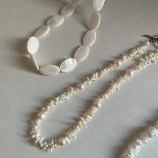 Handcrafted Original Mother-of-Pearl Necklace – Luxurious Iridescent Gemstone Accessory