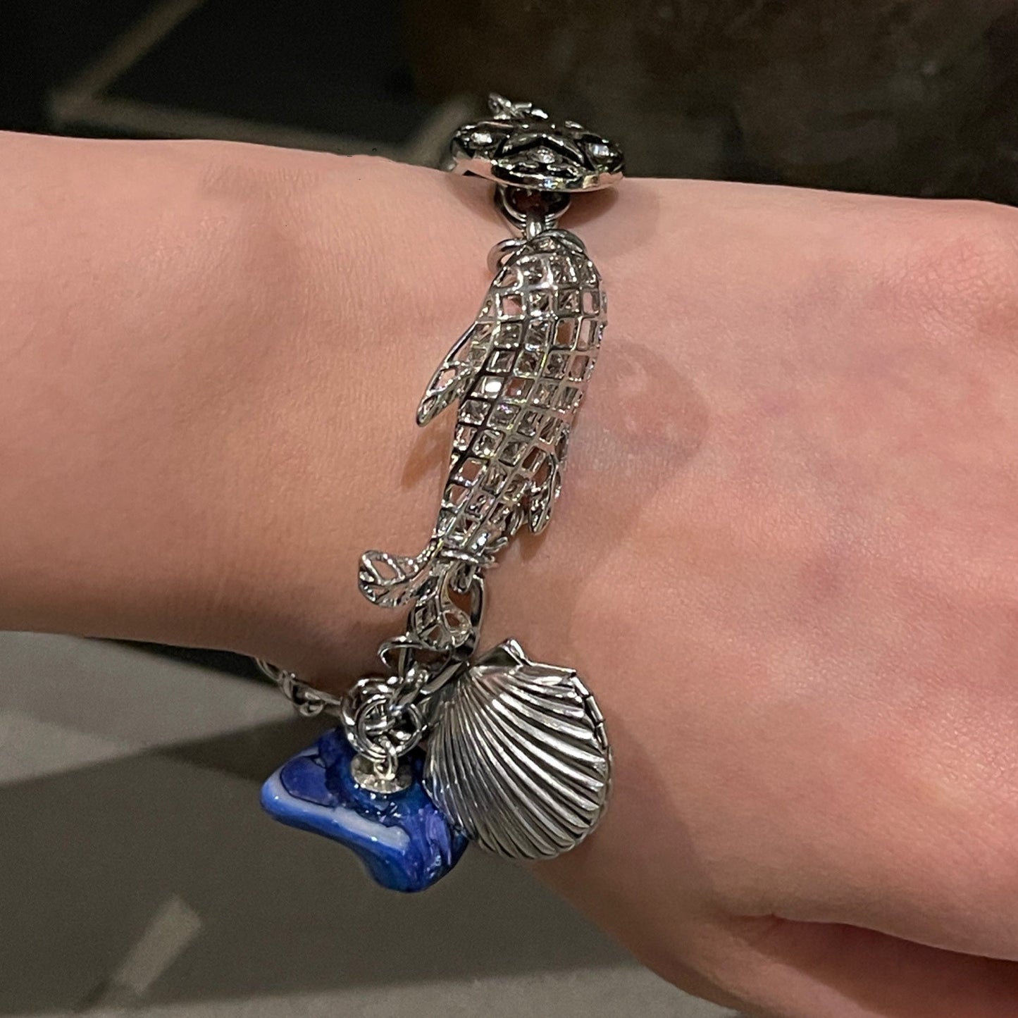 Handcrafted niche Baroque Punk  ocean mother-of-pearl bracelet