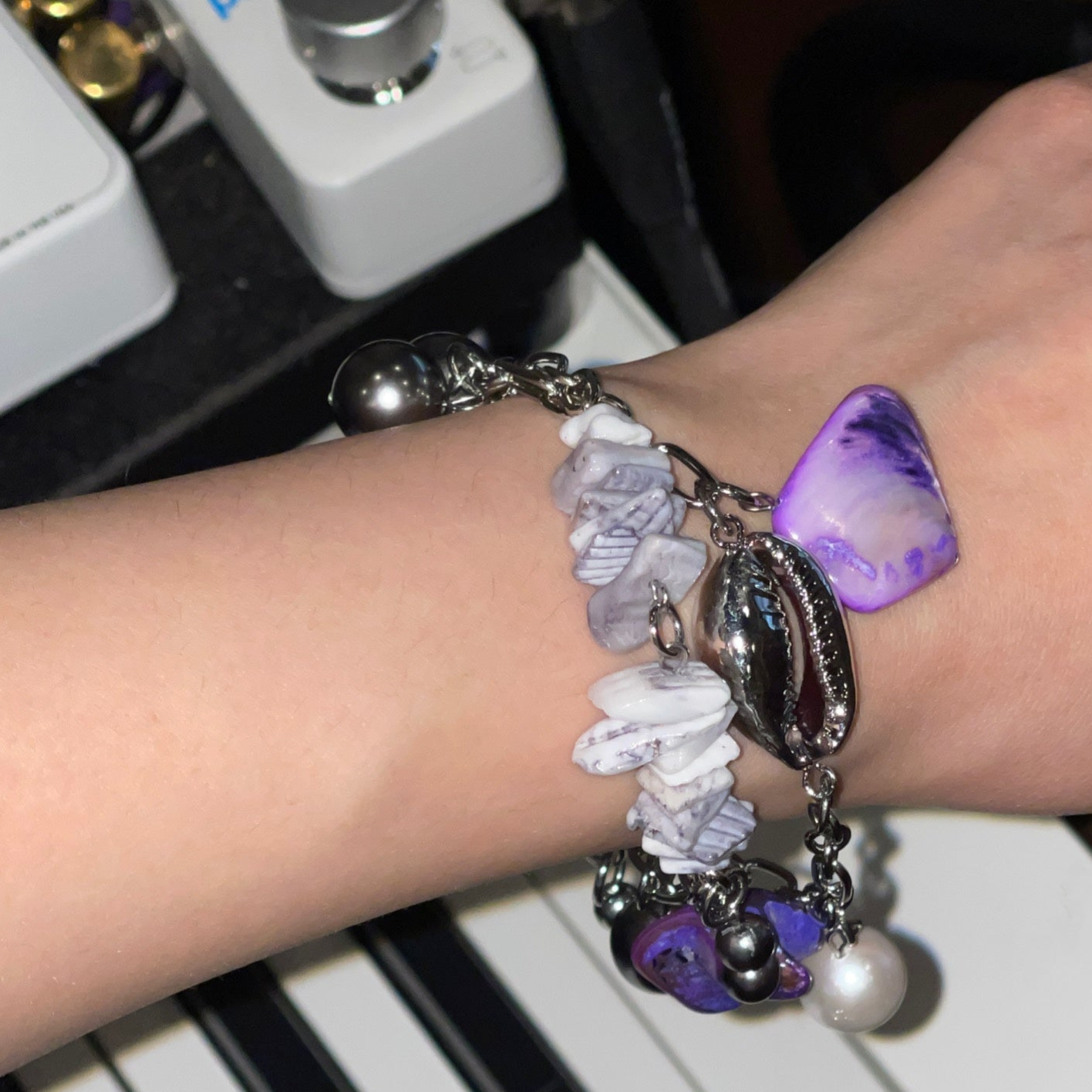 Handmade Baroque Mother-of-Pearl Conch Trendy Bracelet