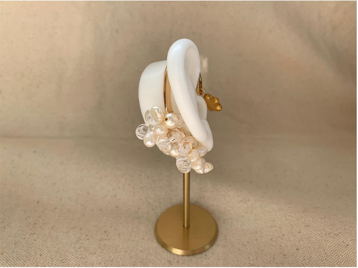 Vintage Bubble Resin Bead & Freshwater Pearl Cuff Bracelet with Hair Comb