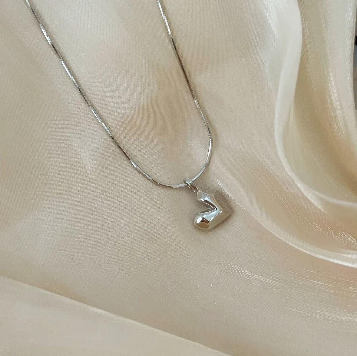 Sterling Silver Snake Bone Heart Pendant Necklace – 3D Heart Charm Jewelry for Chic Fashion