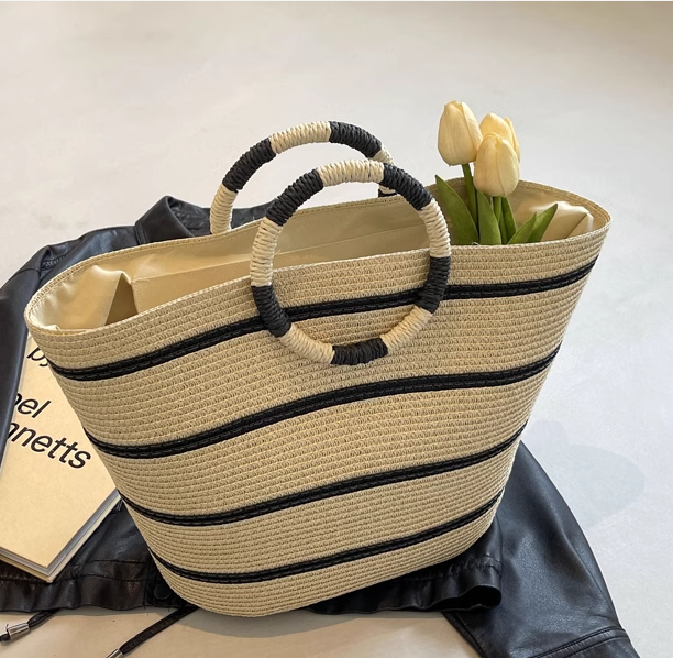 Hand-woven Straw Large Hobo Bag for Women Round Handle Toto Retro Summer Beach Straw Bag