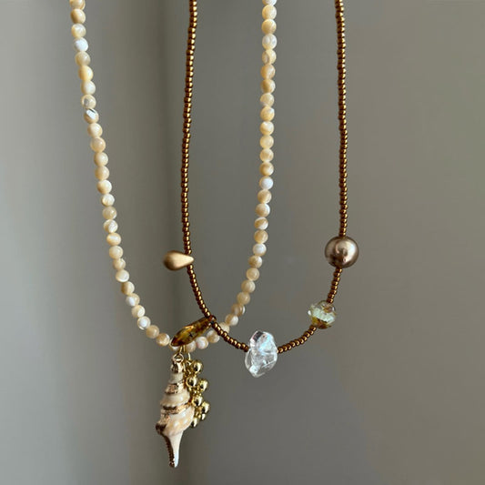 Vintage Natural Stone Conch Crystal Beaded Necklace for Women Girls Bohemian Beaded Choker Jewelry