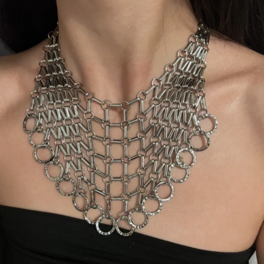 Cyber Punk Niche Chunky Vintage Metallic Fashion Necklace, Playful Accessory for Men and Women