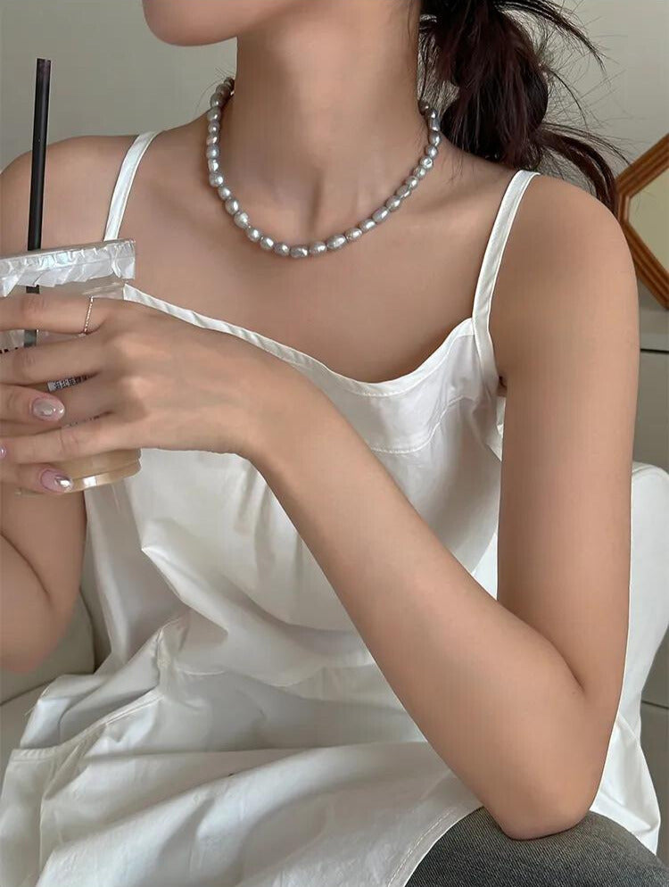 Elegant Gradient Pearl Necklace – Versatile Jewelry with Pearlescent Tones