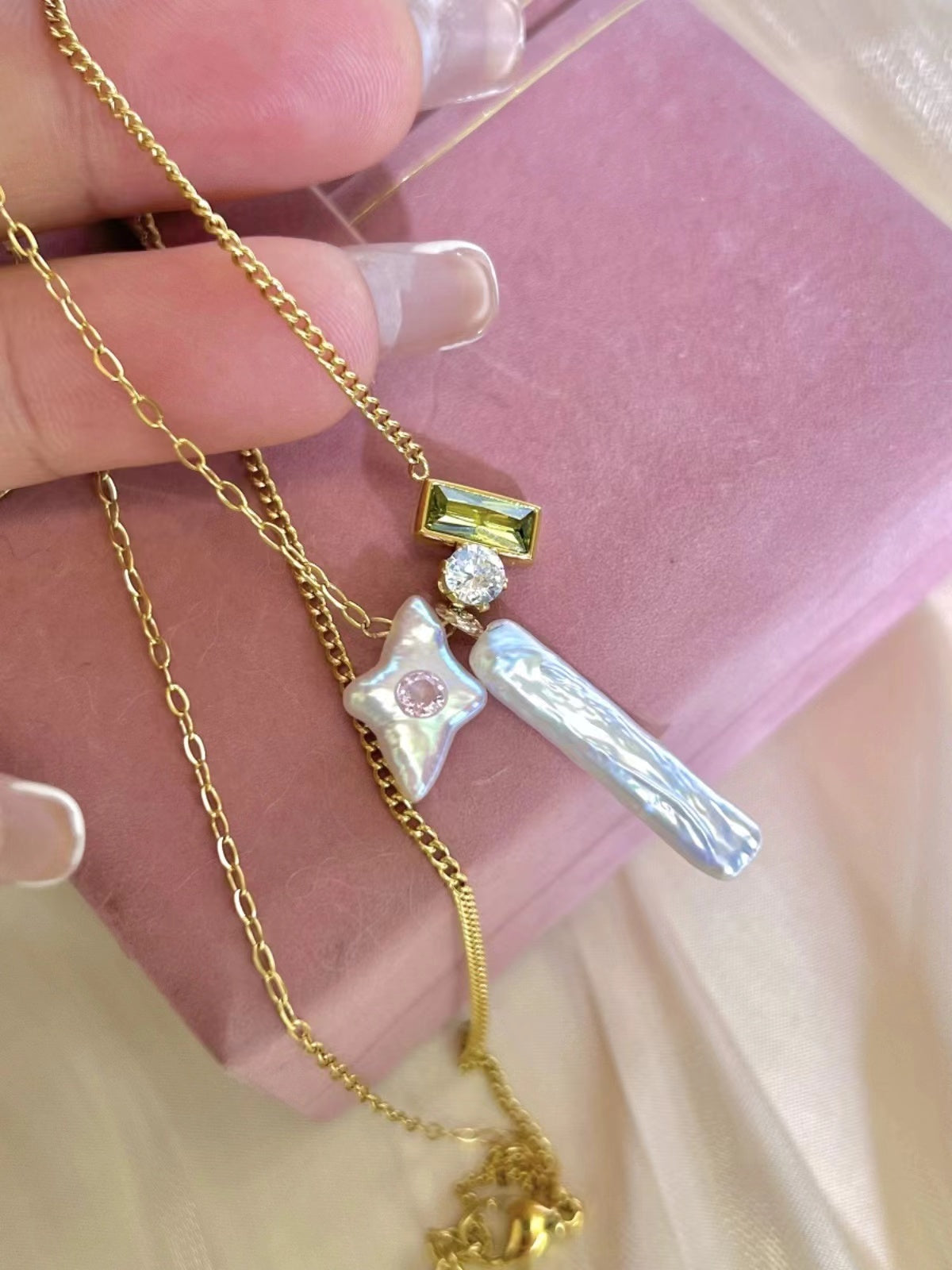 Elegant 18K Gold-Plated Titanium Steel Necklace with Luxurious Baroque Pearl and Gemstone Accents