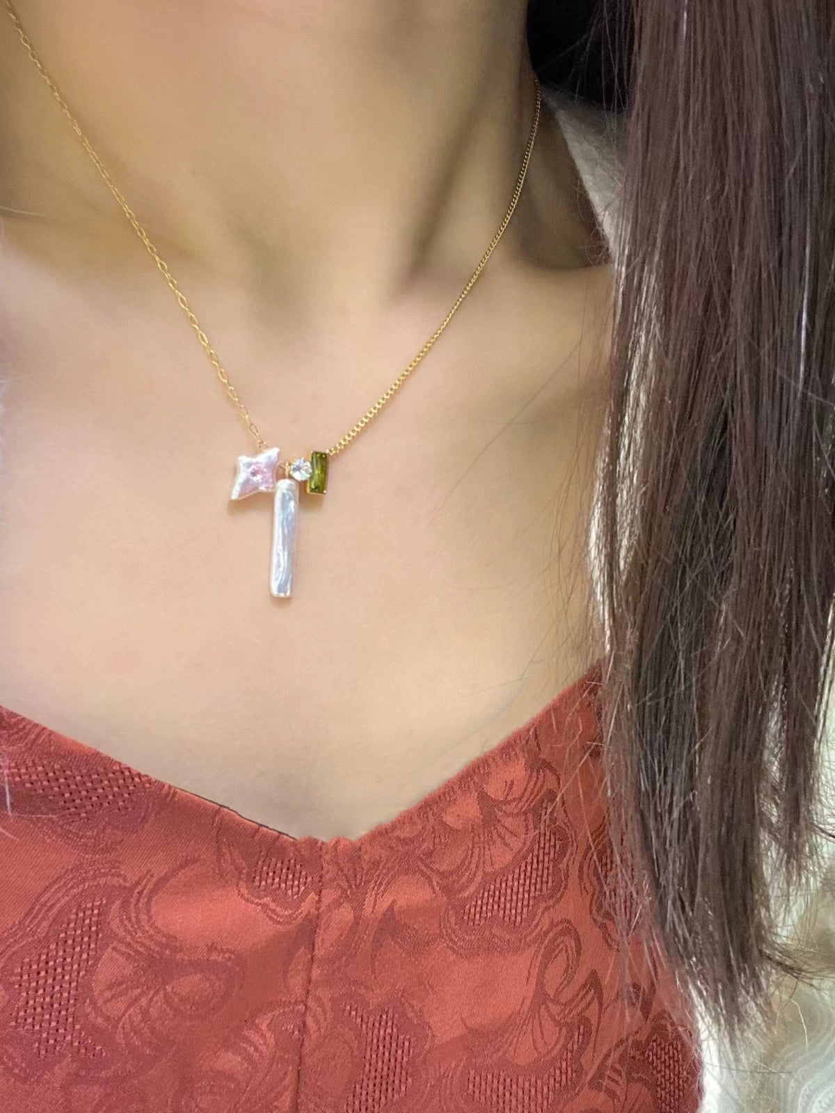 Elegant 18K Gold-Plated Titanium Steel Necklace with Luxurious Baroque Pearl and Gemstone Accents