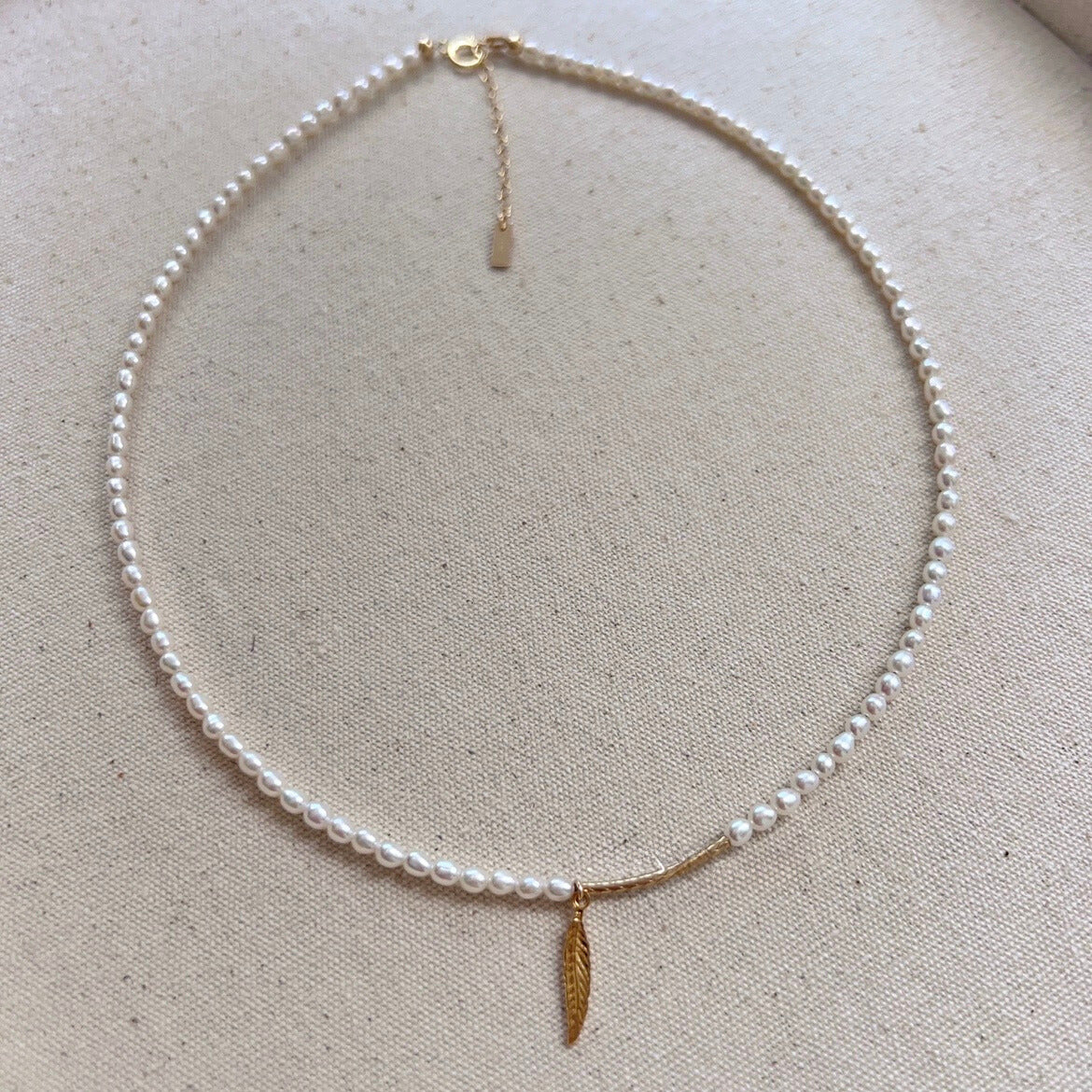 14K Gold Feather Pendant Necklace with Rice Pearl Chain - Elegant Bridal Jewelry - Dainty Wedding Accessory - Minimalist Beaded Charm Necklace