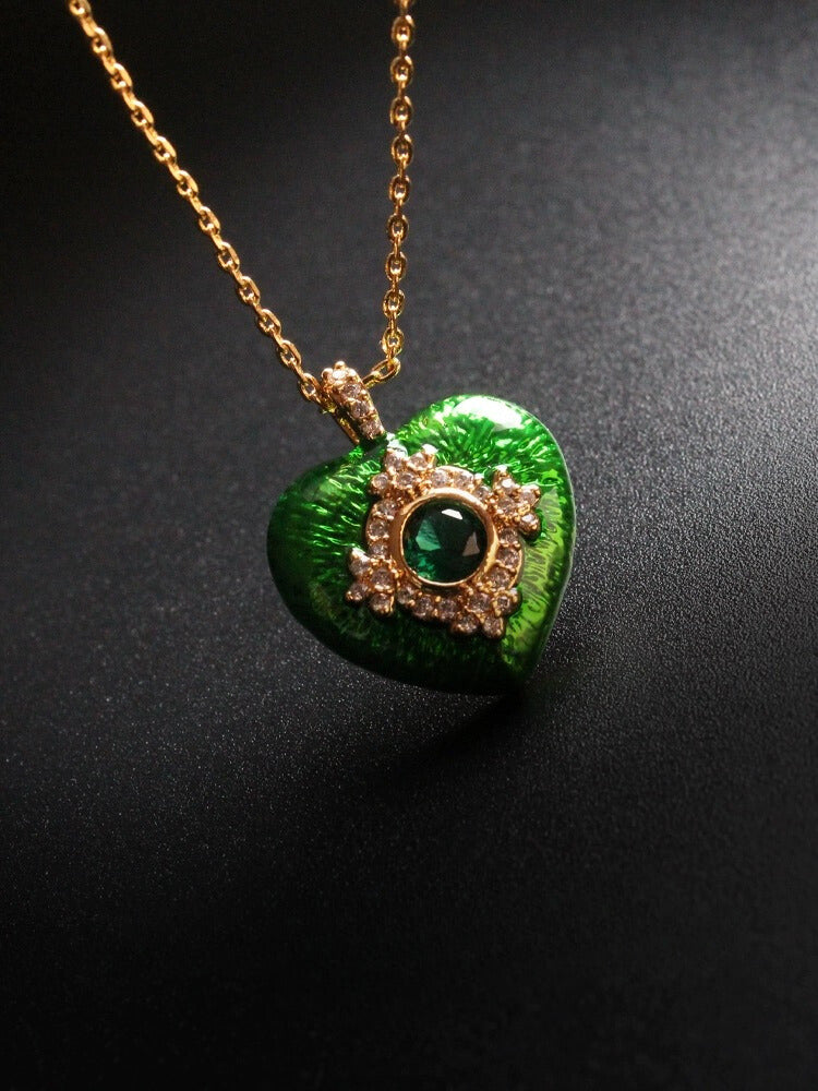 Vintage-Inspired Heart-Shaped Enamel Glaze Pendant Necklace with Crystal Embellishments