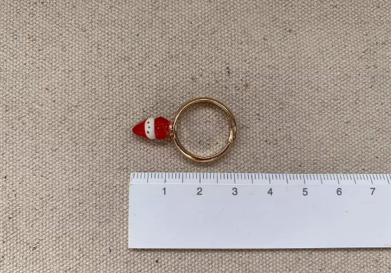 A Christmas snowman strawberry cream shaped golden ring,"An interesting design, a special gift."