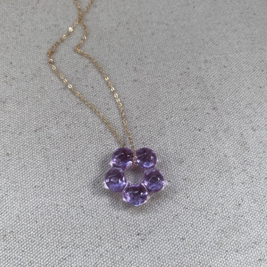 Vintagepunk flower pendant necklace,  fresh and delicate style,made of glass,a special gift