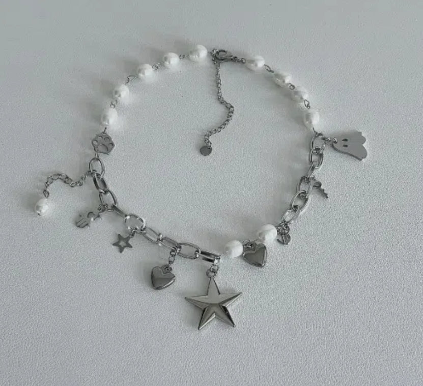 Vintagepunk Star Pendant Silver Choker with Heart and Pearl Embellishments,Y2K Choker,Special Gift