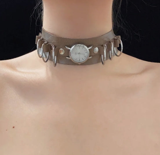 Cyberpunk silver watch brown leather choker,with circular ring accents,Y2Kchoker,Trendy niche design