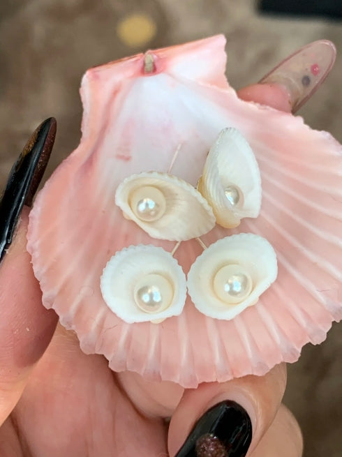 Handcrafted earrings, white shell and pearl earrings set in S925 silver, simple and elegant design, ocean elements. a perfect gift for her.