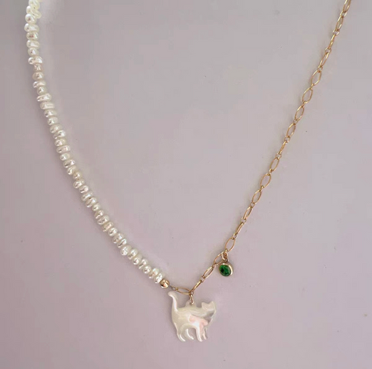 Cute Cat Shaped Pearl Beaded Gold Plated Adorable Lovely Kitten Necklace Chain Jewelry for Women