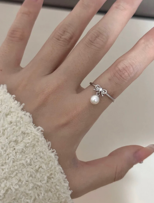 S925 Sterling Silver Women Cute Bow Design Adjustable Ring with Freshwater Pearl