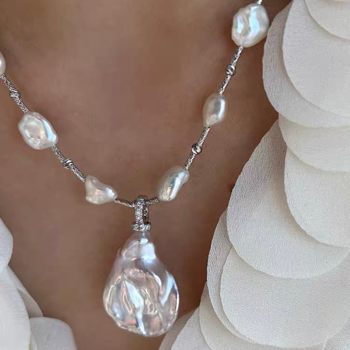 Fresh Water Cultured Baroque Pearl Necklace Choker Adjustable Chain Vintage Jewelry for Women