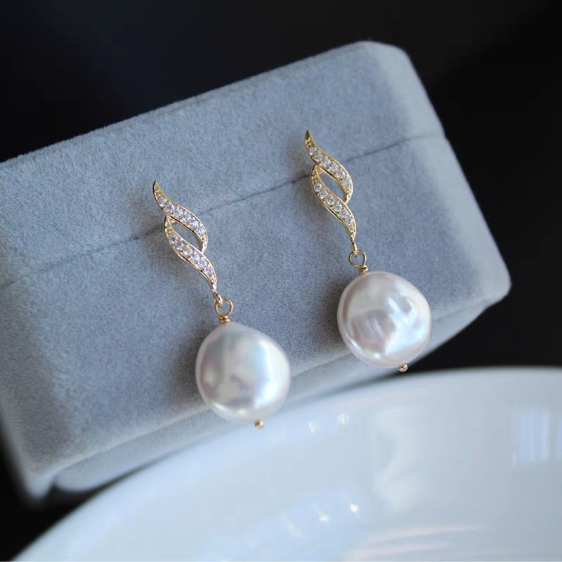 Baroque White Round Pearl Rhinestone Earrings Charm Trendy Fashion Retro Vintage Jewelry