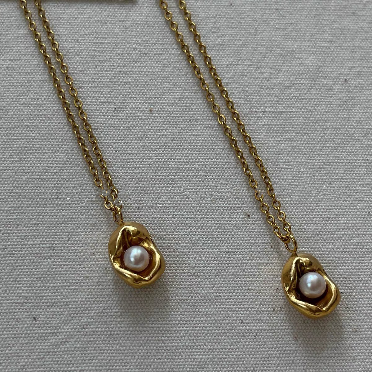 Baroque  Pearl  Necklace Gold Plated Trendy Pea Shaped Choker Charm Fashion Chain Vintage Jewelry