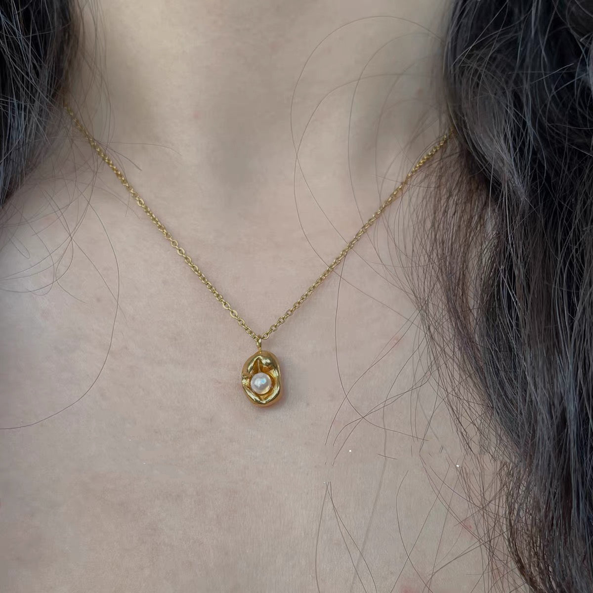 Baroque  Pearl  Necklace Gold Plated Trendy Pea Shaped Choker Charm Fashion Chain Vintage Jewelry