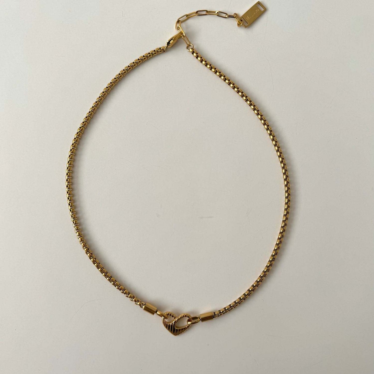 Stainless Steel Mama Heart Necklace,Engraved Heart Pendant,Double-Sided Love Pendant, 18K Gold-Plated, Adjustable 41-50cm Chain