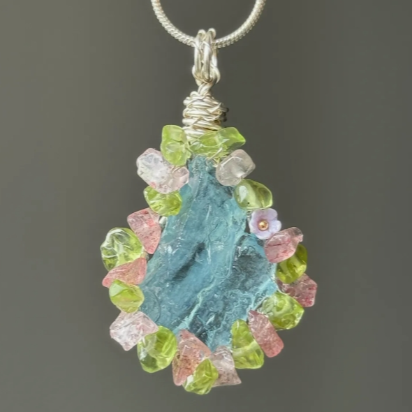 Handmade Irregular-shaped colorful crystal pendant necklace, Magic Natural Stone and Silver-plated Necklace