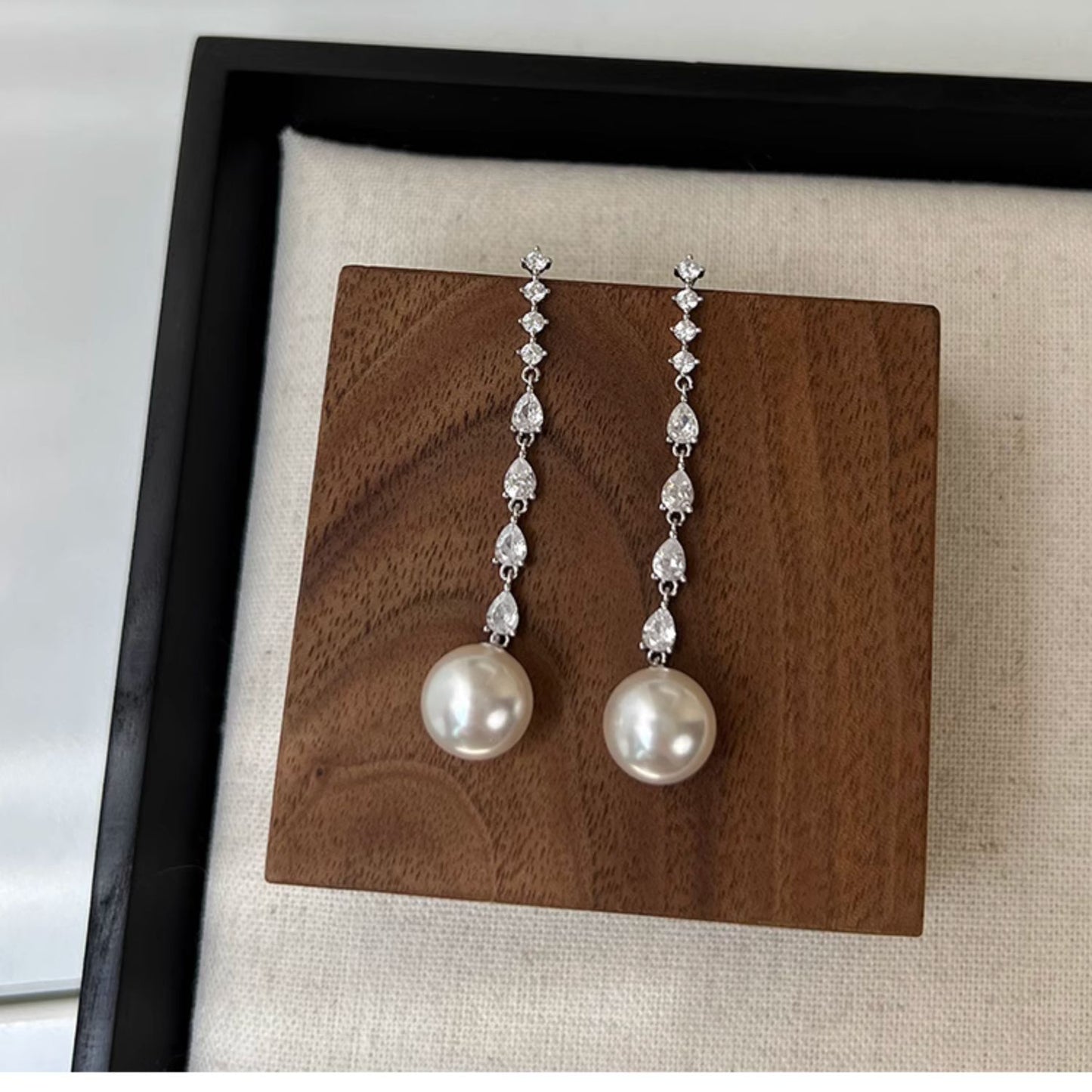 Pearl Dangle Earrings with Zirconia Crystals, Retro S925 Sterling Silver Earrings