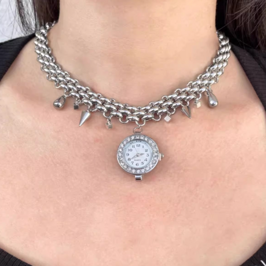 Cyberpunk Silver Vintage Watch Necklace, Gothic Punk Style, Metallic Y2K Necklace, Elegant and Fashionable, Unisex Necklace