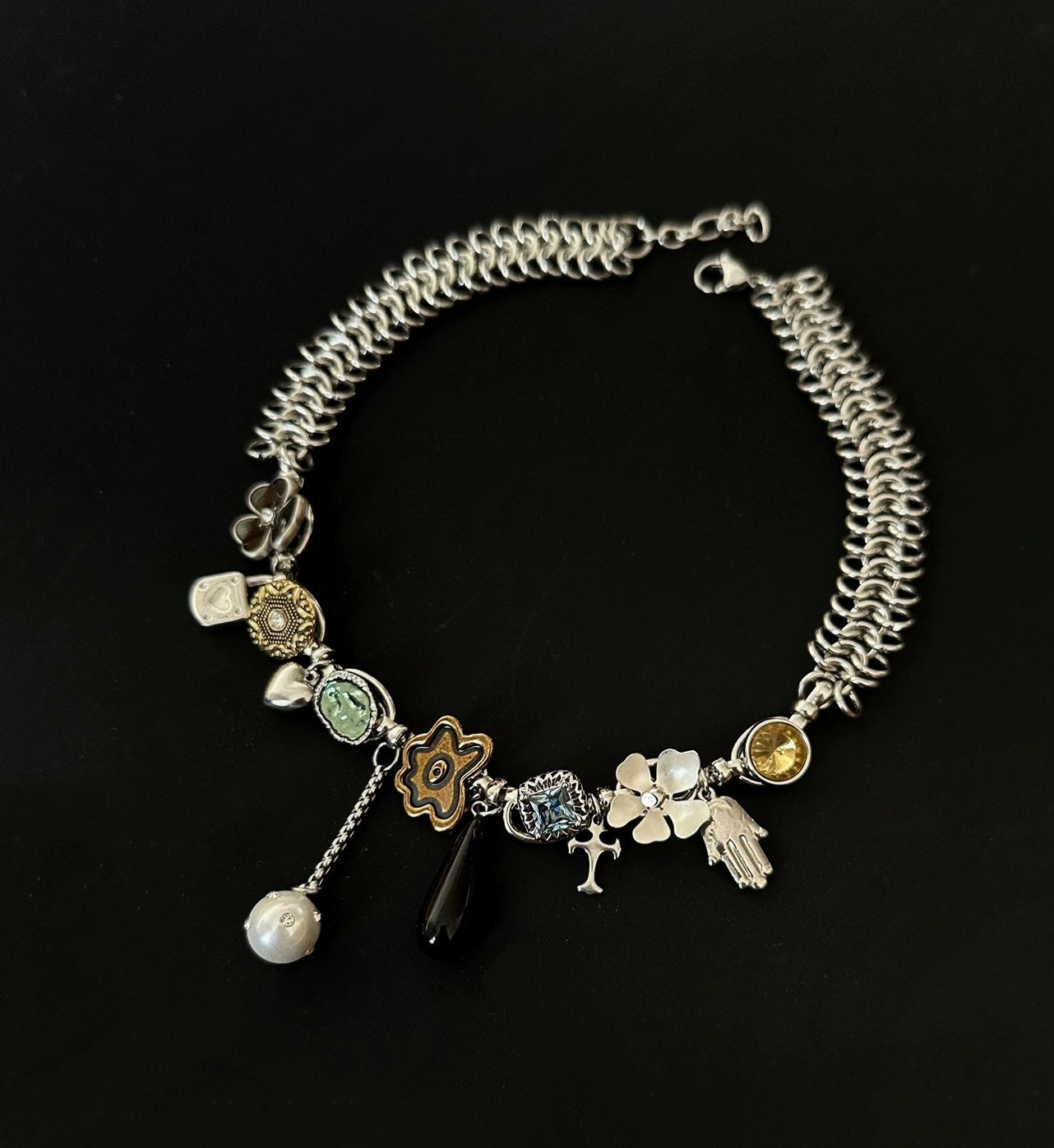 Silver Vintage Fun Cubic Zirconia Pearl Flower Palm choker, Y2K artistic vintage style, Trend Clutter Cool Necklace, for men and women