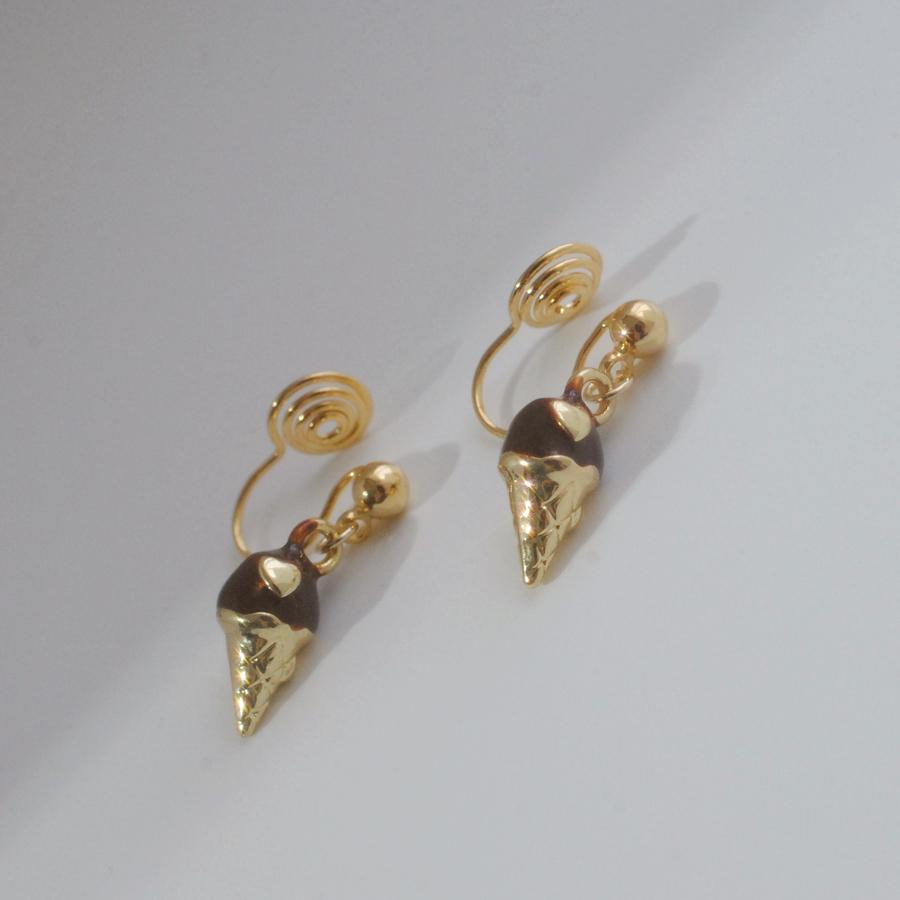 Painless Mosquito Coil Ear Cuff with GOODLUCK Letter Charm and Star Pendant and Ice Cream Cone