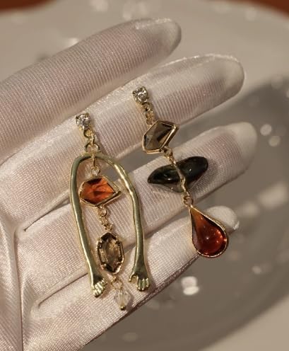 French Vintage Niche Design Cold Wind Asymmetric Zirconia Earrings, Literature Advanced Unique Temperament Earrings for Women