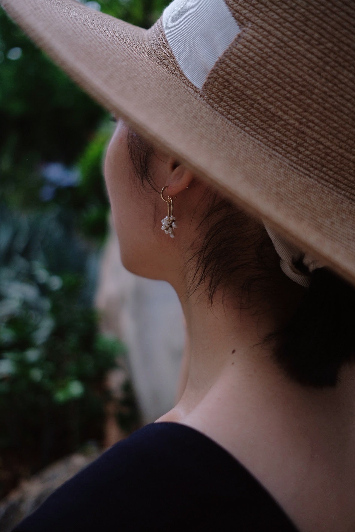 MoJone Handmade Original Freshwater Pearl Golden Earrings for Female