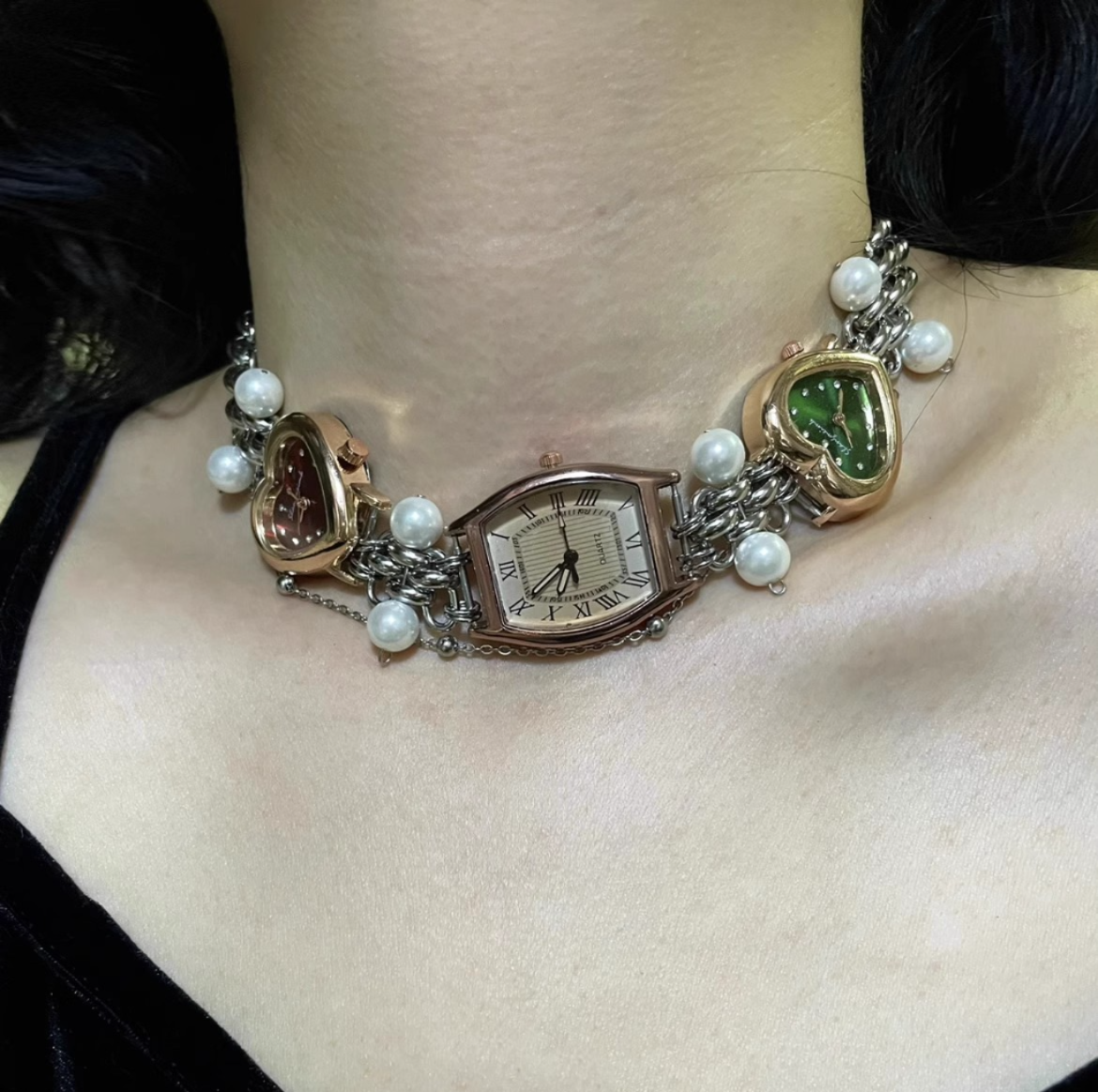 Niche Retro Punk Pearl Vintage style Watch Choker Necklace