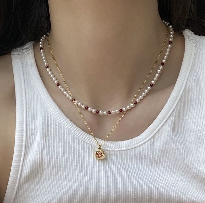 Pomegranate Necklace for Women, Summer Clavicle Chain, French Light Luxury, Original Niche Design with Chinese Style