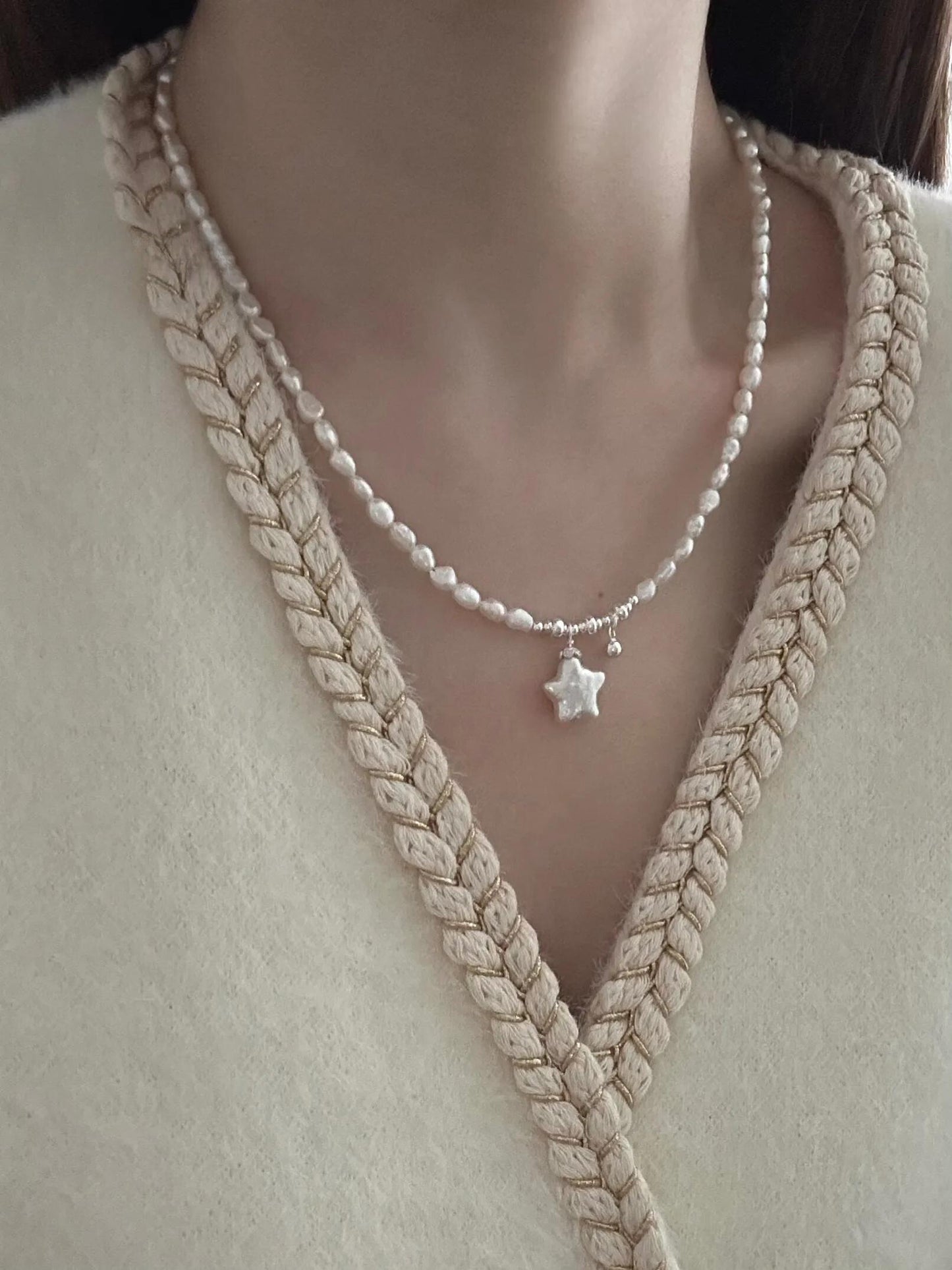 Delicate Sterling Silver Baroque Pearl Necklace with Star Charm – Elegant Fashion Accessory