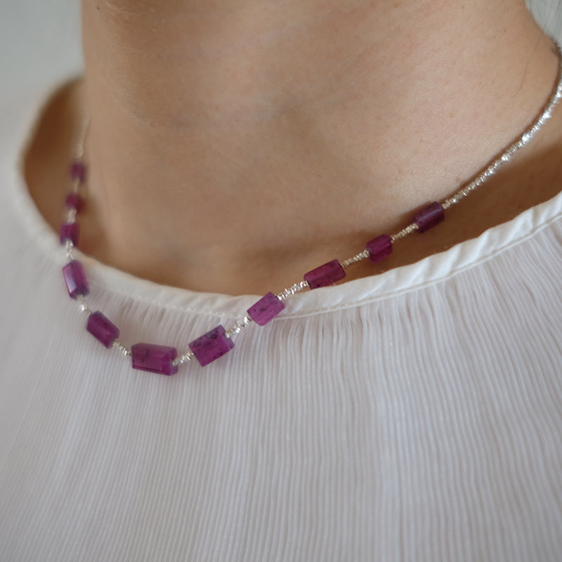 MoJone Handmade Oiginal Vintage Sapphire Necklace for Female