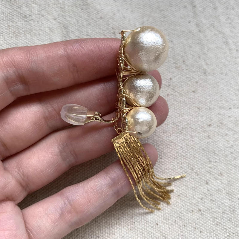 Retro Pearl Tassel Drop Earrings Fashion Vintage Pearl Ear Clip Golden for Women Girls Tassel Ear Clips Statement Jewelry Party Prom Wedding 