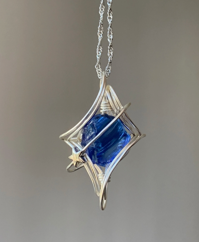 MoJone Original Handmade Star-shaped Pendant, Natural Stone and Silver-plated Necklace