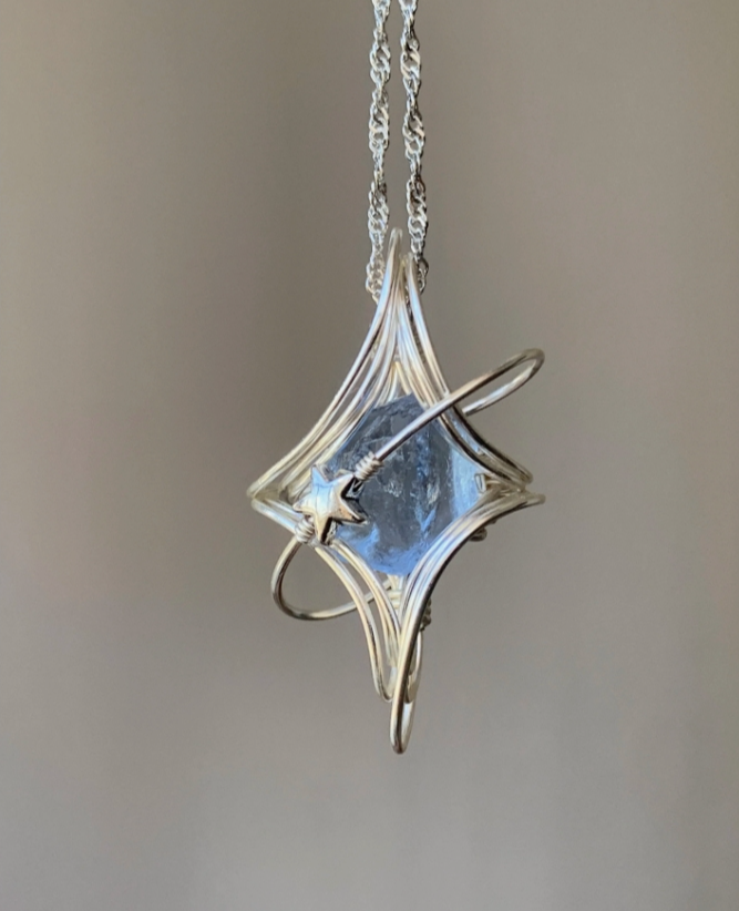 MoJone Original Handmade Star-shaped Pendant, Natural Stone and Silver-plated Necklace