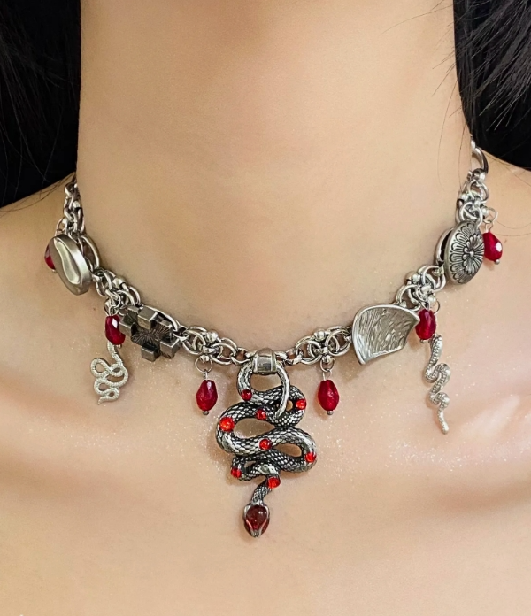 Cyber Punk Vintage Choker, Snake Pendant Necklace, Y2K accessory, Perfect Unique Gift for Woman
