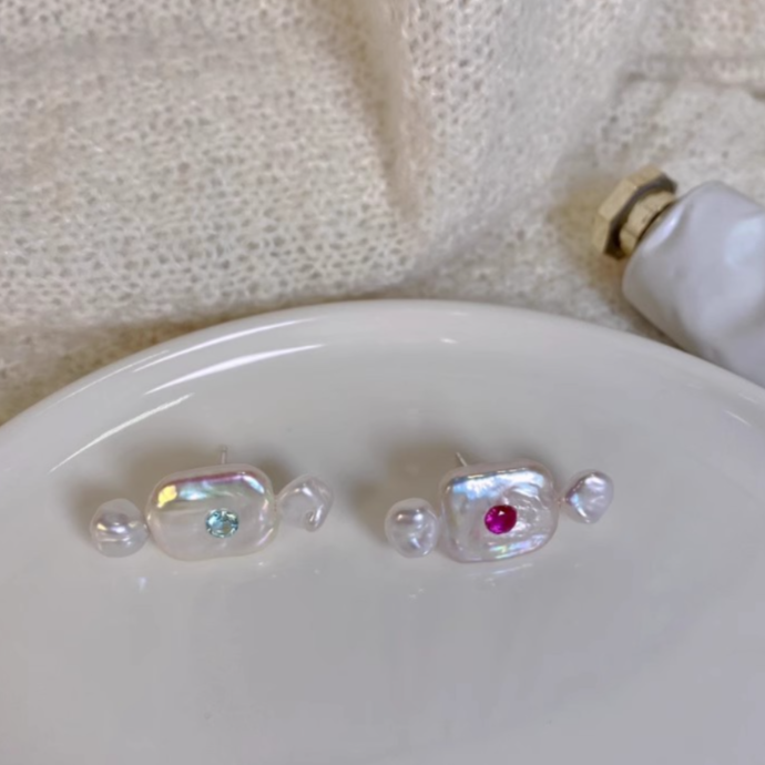 Niche Designed Sweet and Natural Baroque Pearl Candy Earring