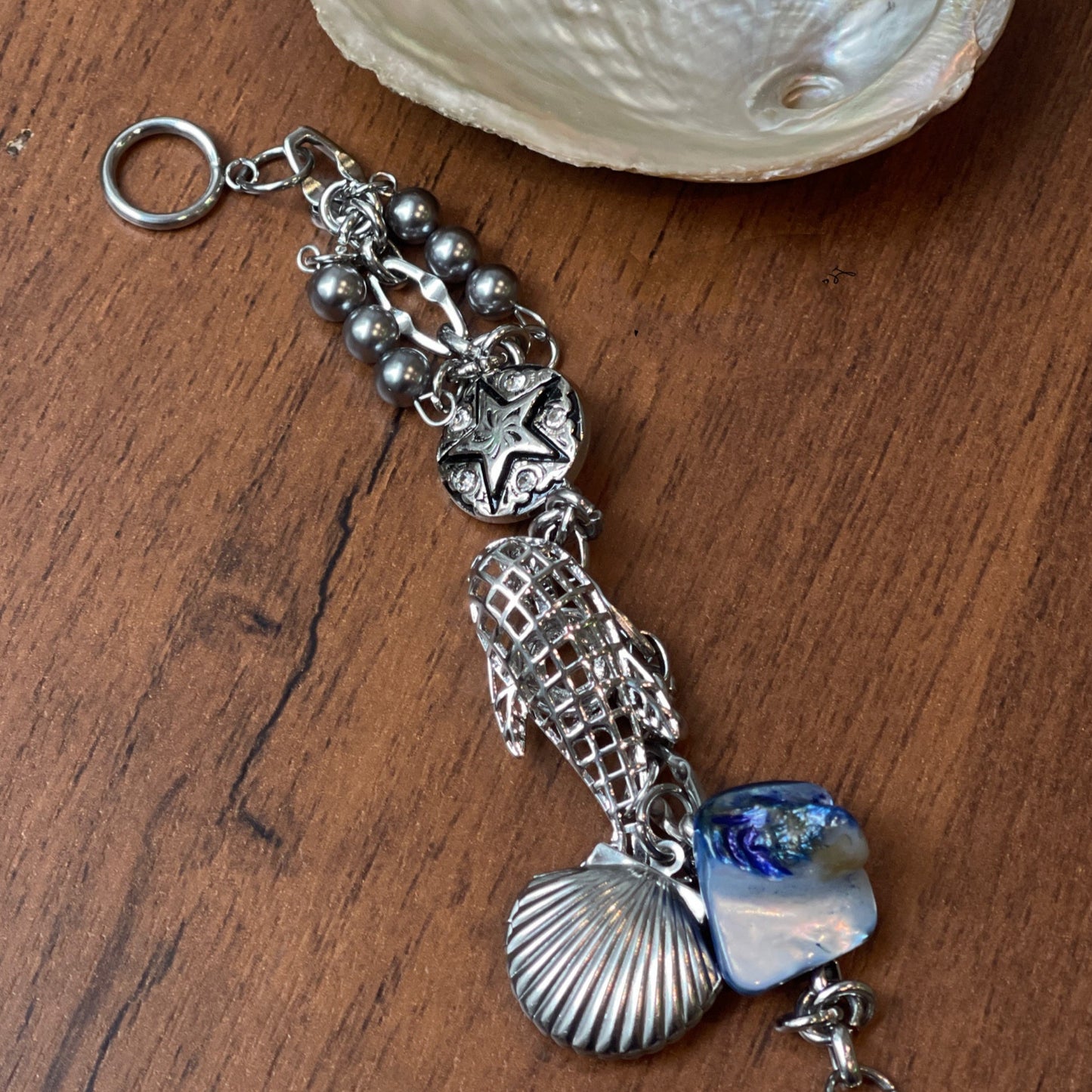 Handcrafted niche Baroque Punk  ocean mother-of-pearl bracelet